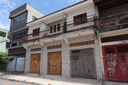 Casa à venda com 250m², 3 quartos e 1 vagaFachada