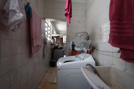 Casa à venda com 250m², 3 quartos e 1 vagaLavanderia