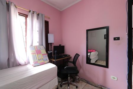 Casa à venda com 250m², 3 quartos e 1 vagaQuarto 2