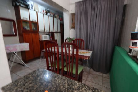 Casa à venda com 250m², 3 quartos e 1 vagaCopa