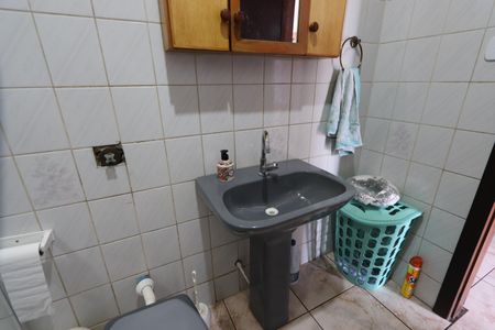 Casa à venda com 250m², 3 quartos e 1 vagaBanheiro