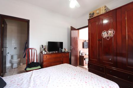 Casa à venda com 250m², 3 quartos e 1 vagaSuíte