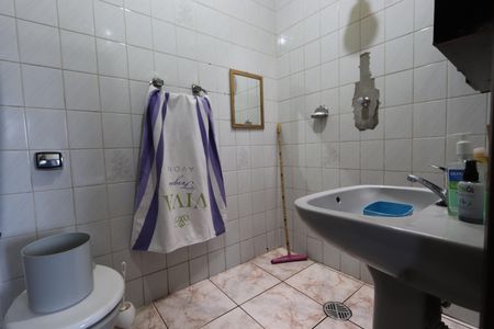 Casa à venda com 250m², 3 quartos e 1 vagaBanheiro da Suíte