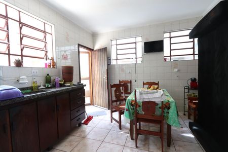 Casa à venda com 250m², 3 quartos e 1 vagaCozinha