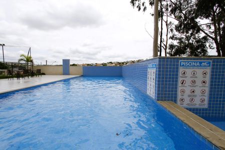 Apartamento para alugar com 56m², 2 quartos e 1 vagaÁrea comum - Piscina