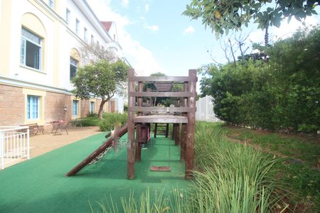 Apartamento para alugar com 54m², 2 quartos e 1 vaga Apartamento para alugar com 54m², 2 quartos e 1 vagaÁrea comum - Playground