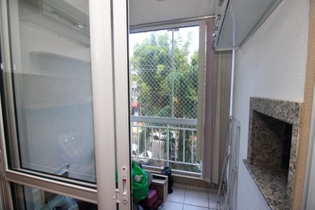 Visdta da Sala de apartamento para alugar com 2 quartos, 54m² em Teresópolis, Porto Alegre