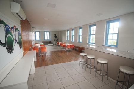 Apartamento para alugar com 54m², 2 quartos e 1 vaga Apartamento para alugar com 54m², 2 quartos e 1 vagaÁrea comum - Salão de festas 1