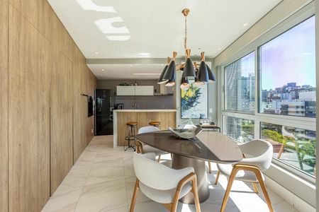 Apartamento para alugar com 94m², 1 quarto e 2 vagasSala