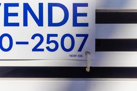 Placa de casa à venda com 3 quartos, 270m² em Parque Residencial Oratorio, São Paulo
