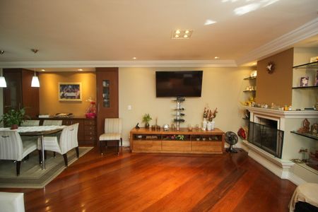 Sala de apartamento à venda com 4 quartos, 190m² em Vila Bastos, Santo André