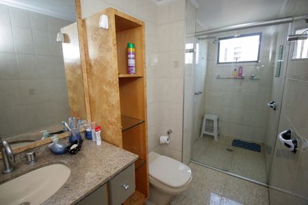 Apartamento à venda com 190m², 4 quartos e 2 vagasBanheiro