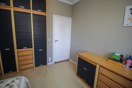 Apartamento à venda com 190m², 4 quartos e 2 vagasQuarto 1