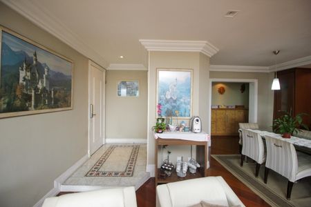 Apartamento à venda com 190m², 4 quartos e 2 vagasSala