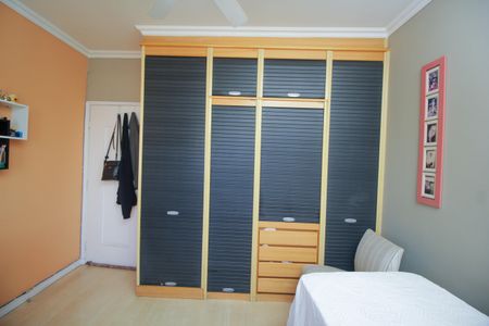 Apartamento à venda com 190m², 4 quartos e 2 vagasQuarto 2