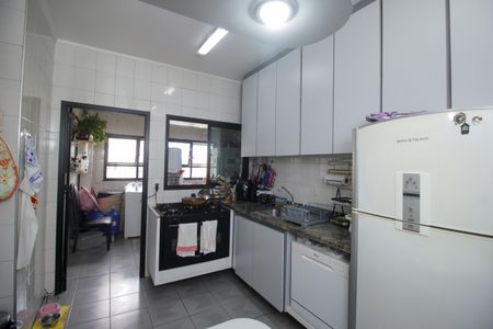 Apartamento à venda com 190m², 4 quartos e 2 vagasCozinha