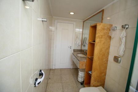 Apartamento à venda com 190m², 4 quartos e 2 vagasBanheiro