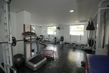 Apartamento à venda com 190m², 4 quartos e 2 vagasAcademia