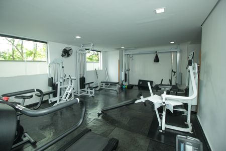 Apartamento à venda com 190m², 4 quartos e 2 vagasAcademia