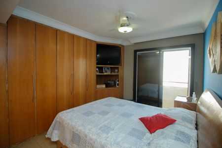 Apartamento à venda com 190m², 4 quartos e 2 vagasSuíte master