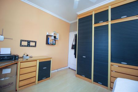 Apartamento à venda com 190m², 4 quartos e 2 vagasQuarto 2
