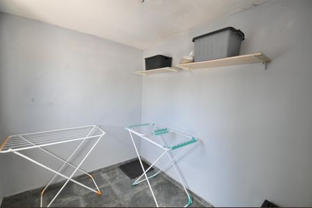 Casa à venda com 110m², 3 quartos e 2 vagasQuarto de Serviço