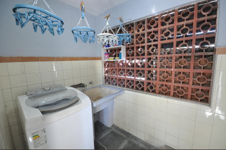 Casa à venda com 110m², 3 quartos e 2 vagasÁrea de Serviço