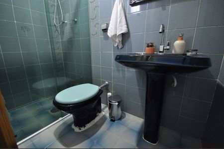 Casa à venda com 110m², 3 quartos e 2 vagasBanheiro do Quarto Suíte