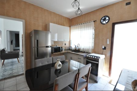 Casa à venda com 110m², 3 quartos e 2 vagasCozinha