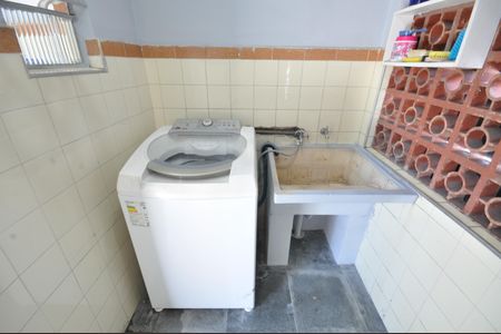 Casa à venda com 110m², 3 quartos e 2 vagasÁrea de Serviço