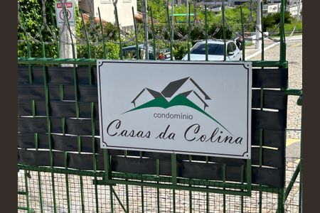 Casa de condomínio à venda com 65m², 2 quartos e 2 vagasPortaria