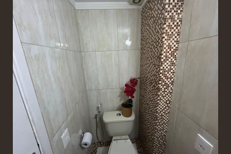 Casa de condomínio à venda com 65m², 2 quartos e 2 vagasLavabo