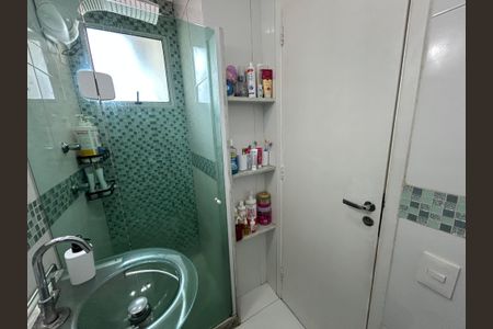 Casa de condomínio à venda com 65m², 2 quartos e 2 vagasBanheiro