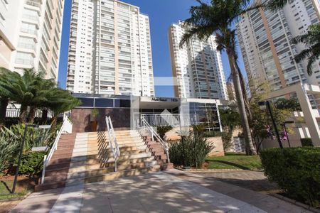 Apartamento à venda com 178m², 4 quartos e 3 vagas Apartamento à venda com 178m², 4 quartos e 3 vagasÁrea Comum