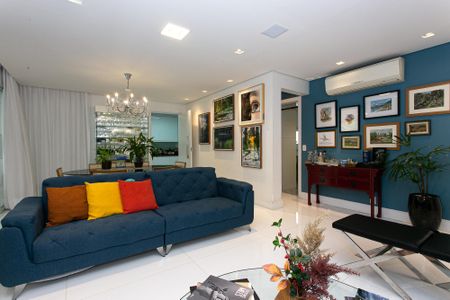 Sala de apartamento à venda com 4 quartos, 178m² em Vila Gomes Cardim, São Paulo