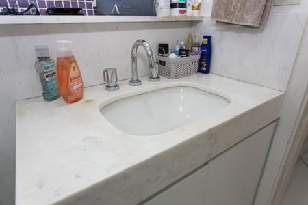 Apartamento à venda com 178m², 4 quartos e 3 vagas Apartamento à venda com 178m², 4 quartos e 3 vagasBanheiro da Suíte 3