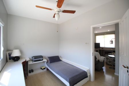 Casa à venda com 310m², 3 quartos e 6 vagasQuarto 2