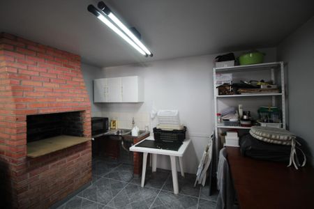 Casa à venda com 310m², 3 quartos e 6 vagasChurrasqueira