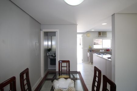 Casa à venda com 310m², 3 quartos e 6 vagasSala de Jantar