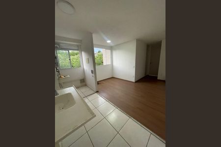 Sala de apartamento para alugar com 2 quartos, 42m² em Santa Cruz, Rio de Janeiro