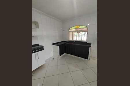 Casa para alugar com 3 quartos, 360m² em Maria da Conceicao, Contagem