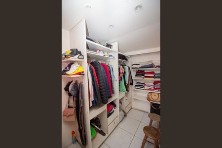 Casa à venda com 680m², 6 quartos e 6 vagasCloset da suíte