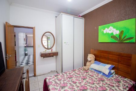 Casa à venda com 680m², 6 quartos e 6 vagasQuarto 2