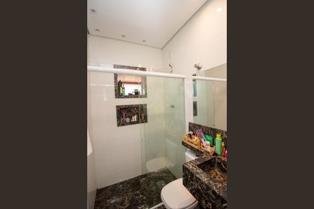 Casa à venda com 680m², 6 quartos e 6 vagasBanheiro Social