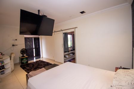 Quarto Suíte de casa à venda com 6 quartos, 680m² em Nacional, Contagem