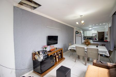 Casa à venda com 680m², 6 quartos e 6 vagasSala