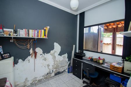 Casa à venda com 680m², 6 quartos e 6 vagasEscritório