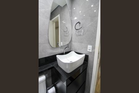 Apartamento para alugar com 65m², 3 quartos e 1 vaga Apartamento para alugar com 65m², 3 quartos e 1 vagaBanheiro