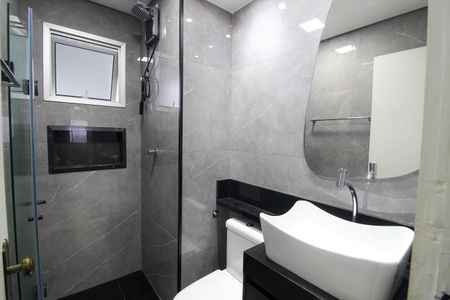 Apartamento para alugar com 65m², 3 quartos e 1 vaga Apartamento para alugar com 65m², 3 quartos e 1 vagaBanheiro