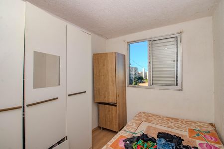 Quarto 1 de apartamento à venda com 2 quartos, 46m² em Mário Quintana, Porto Alegre